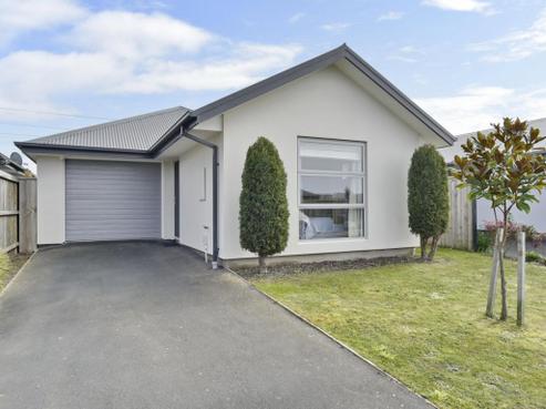 34 Helmore Street, Fernside