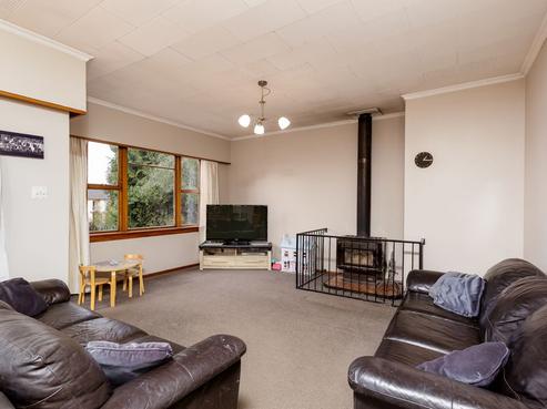 6 Paul Street, Waimate
