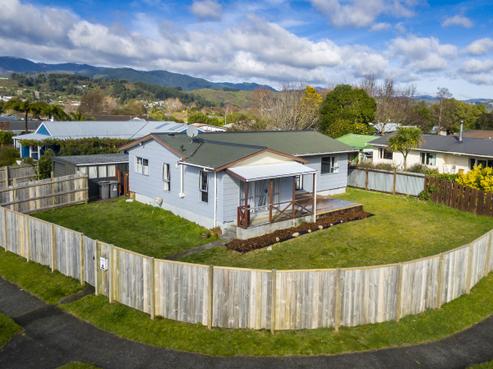 1 Wyoming Grove, Totara Park