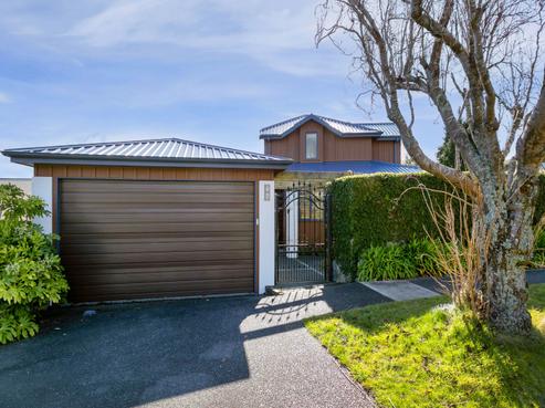 26 Birch Street, Hilltop