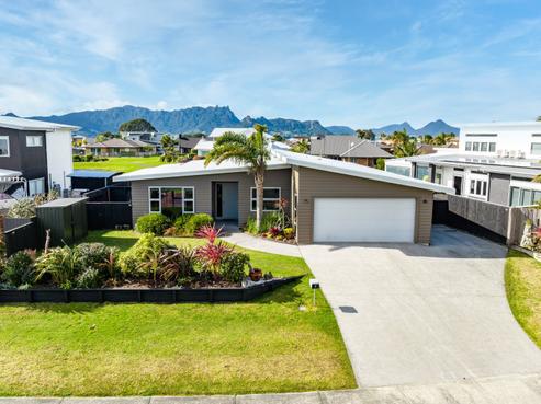 23 Key West Drive, One Tree Point