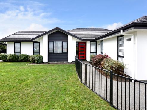 76 Malone Crescent, Richmond