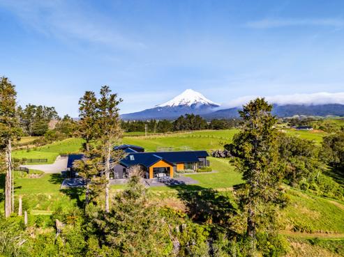 160 Maude Road, Inglewood