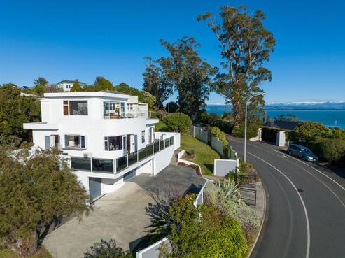 57 Queens Road, Stepneyville
