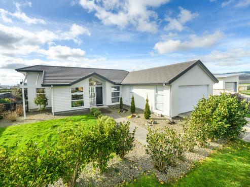 175 Pacific Drive, Fitzherbert