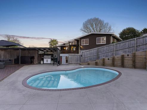 10 Dundas Place, Henderson