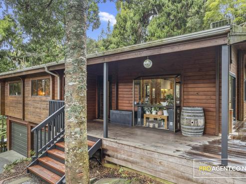 17 Minnehaha Avenue, Titirangi