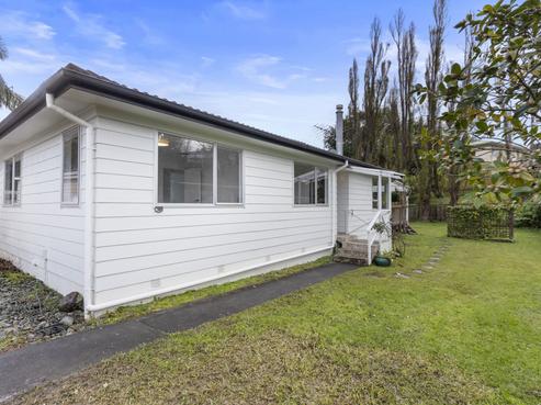 8 Wanita Place, Totara Vale