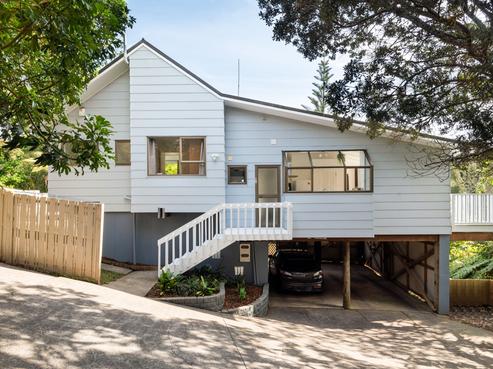 2/30A Verbena Road, Birkdale