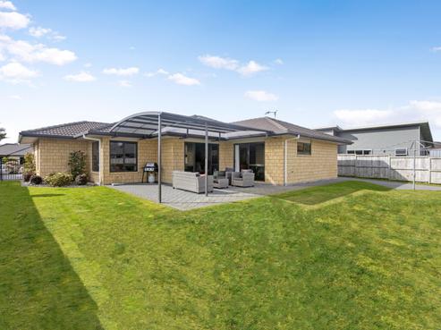 14 Ebony Court, Rototuna North