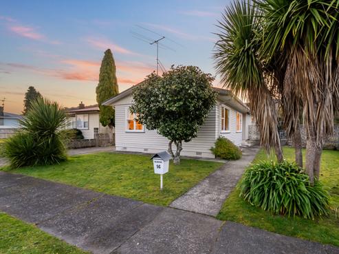 16 Longfellow Street, Trentham