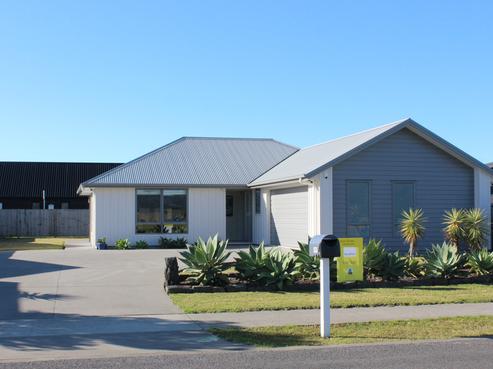 167 Harbour Drive, Matarangi