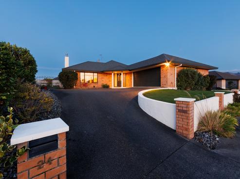 24 Johnstone Drive, Fitzherbert