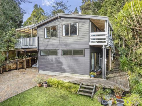 99 Wirihana Road, Titirangi