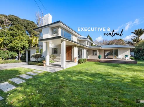 2A Bloomfield Terrace, Central Hutt