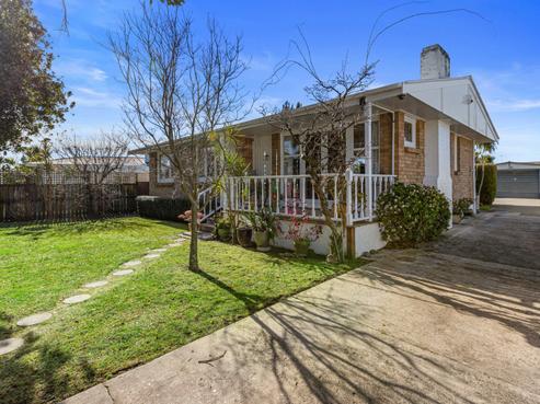12 Henderson Crescent, Parkvale