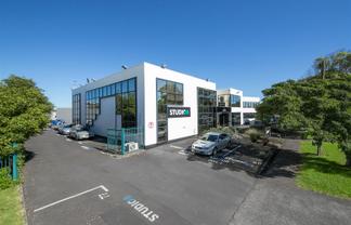 121sqm Office Space for Lease