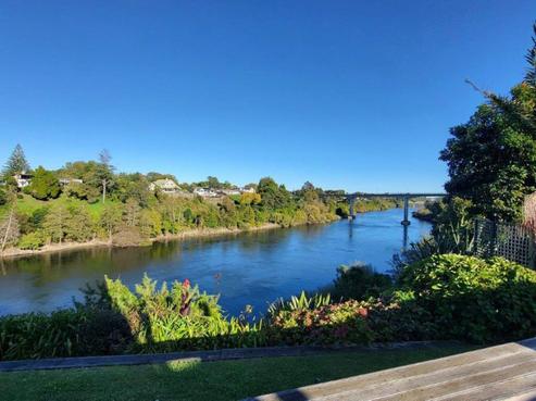 345 River Road, Claudelands
