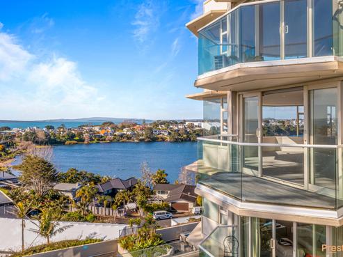 4/90 Kitchener Road, Milford
