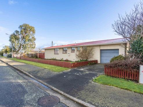 30 Hamilton Street, Strathern