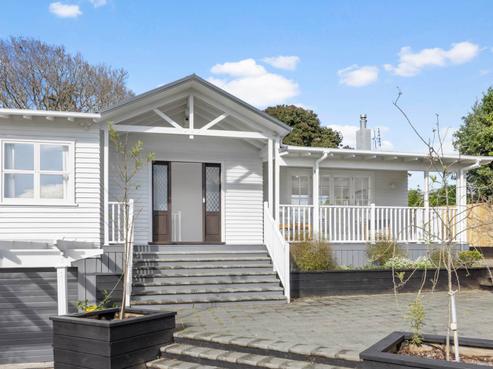 91 Wharf Road, Te Atatu Peninsula