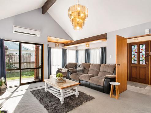 8 Grants Road, Papanui