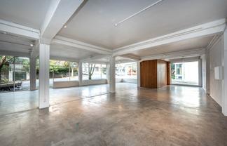 Ground Floor office or showroom