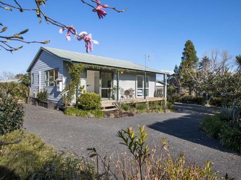 14 Wellington Street, Waihi