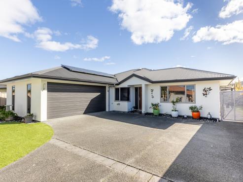 9 Pania Place, Poraiti