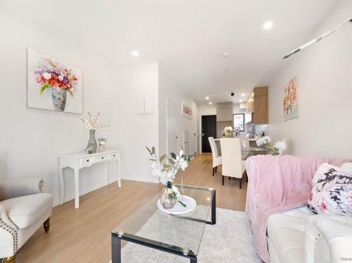 30 Kiato Lane, Flat Bush