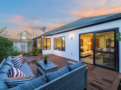 115B Packe Street, Edgeware
