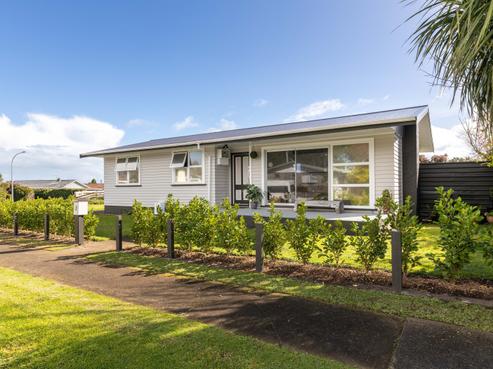 2 Newbury Place, Waitara