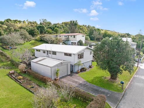 49 Waro Drive, Hikurangi