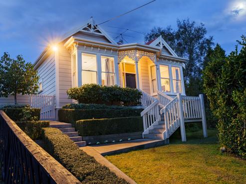 33 Melrose Street, Roslyn