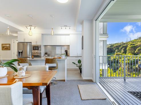 142 Eaves Bush Parade, Orewa