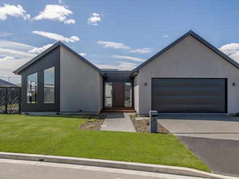 5 Wakeman Drive, Lincoln