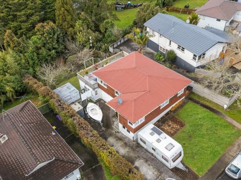 74 Vandeleur Avenue, Birkdale