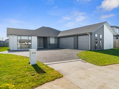 14 Sydney Place, Flagstaff