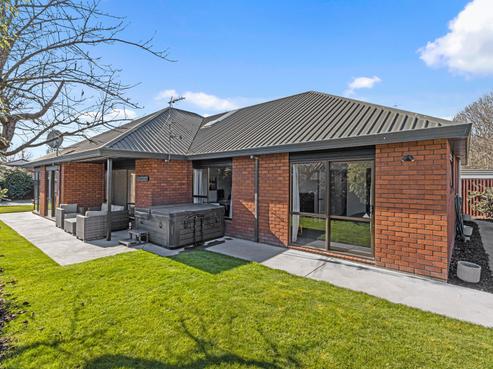 78 Regency Crescent, Redwood