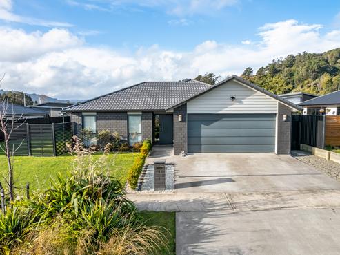 12 Hopkirk Avenue, Trentham
