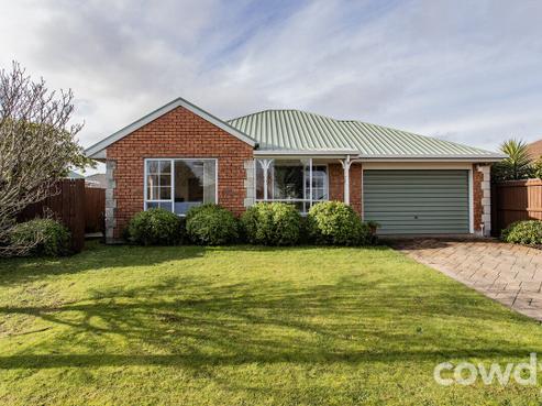 27 Kintyre Drive, Broomfield