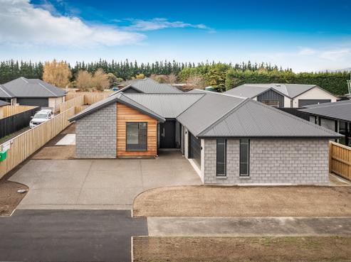12 Baratheon Road, Rolleston
