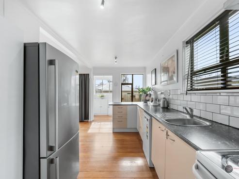 61 Shearer Crescent, Naenae