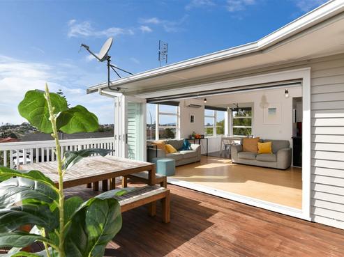 70 Juniper Road, Sunnynook