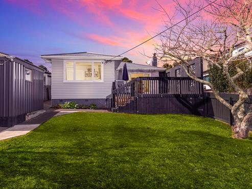 15 Preston Avenue, Henderson