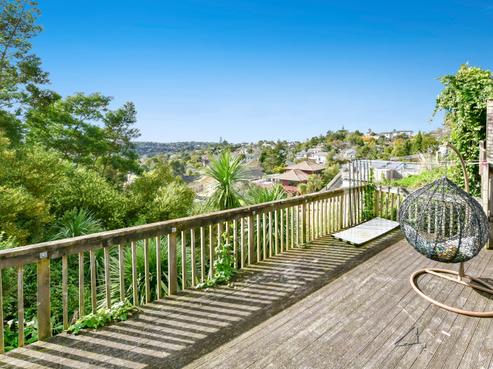 579 East Coast Road, Browns Bay