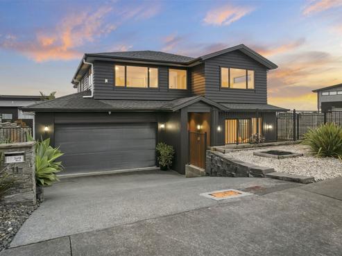 11 Headland Drive, Long Bay