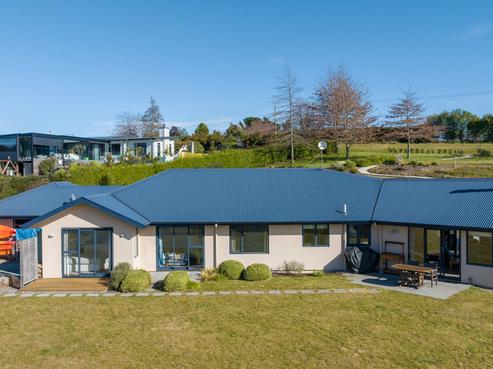 16 Research Orchard Road, Redwood Valley