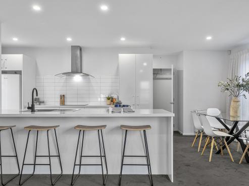 507 Barbadoes Street, Edgeware