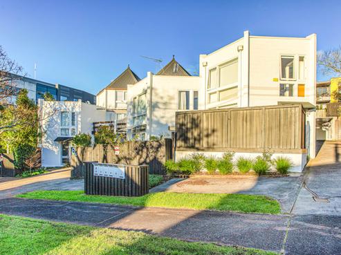 8F Glasgow Terrace, Grafton